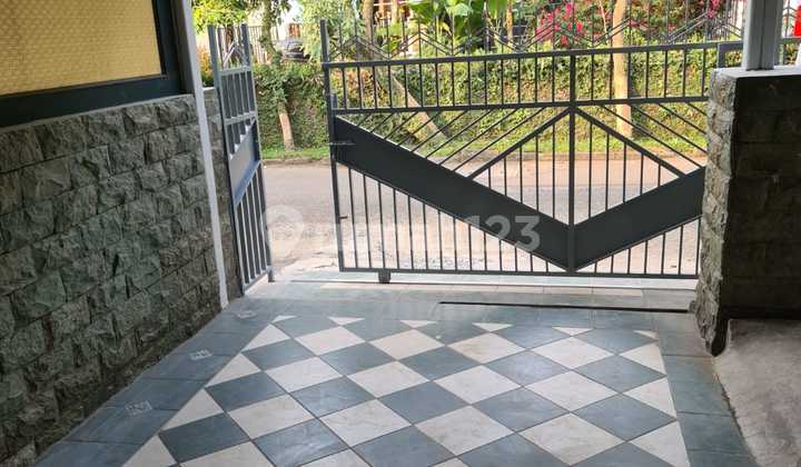 Disewakan Rumah Asri Nyaman, Di Jl. Puyuh Sektor 5 Bintaro 2