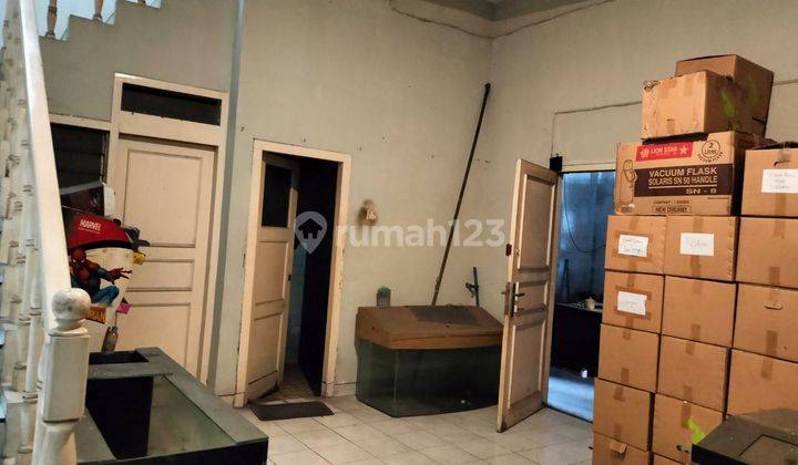 Rumah Dalam Gang Lokasi Strategis Ditengah Kota  1