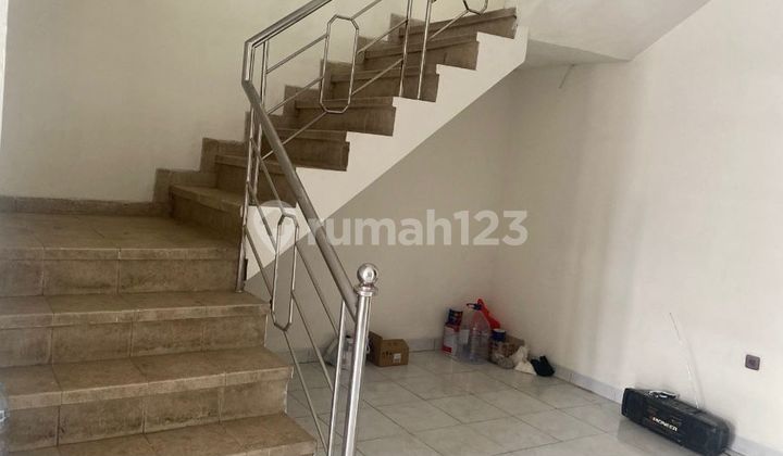 Rumah 2 Lantai Siap Huni Tengah Kota Bandung 2