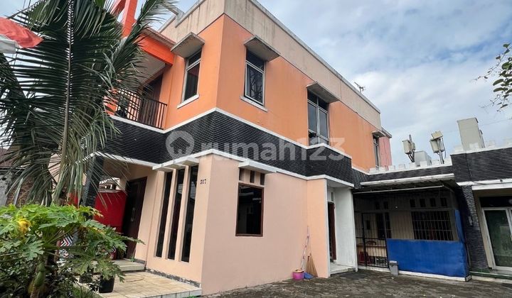 Dijual Rumah Luas di Area Komersial Padalarang - untuk Kantor atau Usaha Bisnis Lainnya