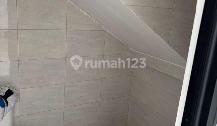 Rumah Baru 2 Lantai Siap Huni Tengah Kota 2