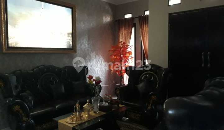 Rumah 2 Lantai Full Furnished Siap Huni  2