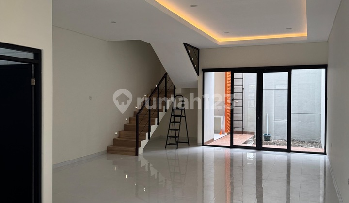 For Sale Fast New Modern Minimalist 2-Story House in Kopo Permai