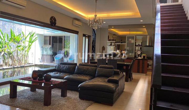 Luxury and Beautiful Fully Furnished House in the City Center 2