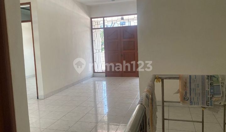 Rumah 2 Lantai Siap Huni Tengah Kota Bandung