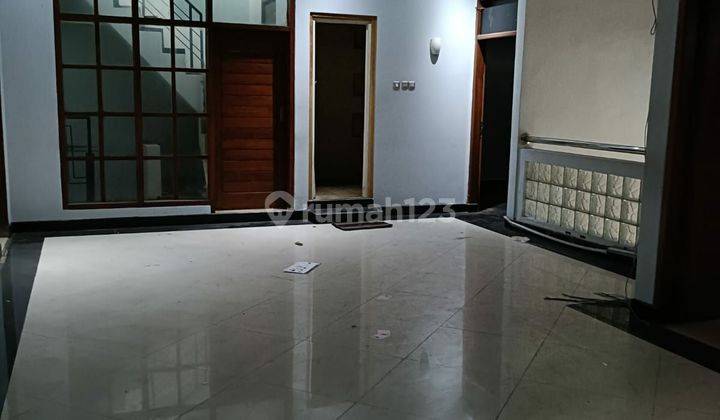 Rumah Cocok Untuk Kantor, Klinik Di Sayap Bubat 2