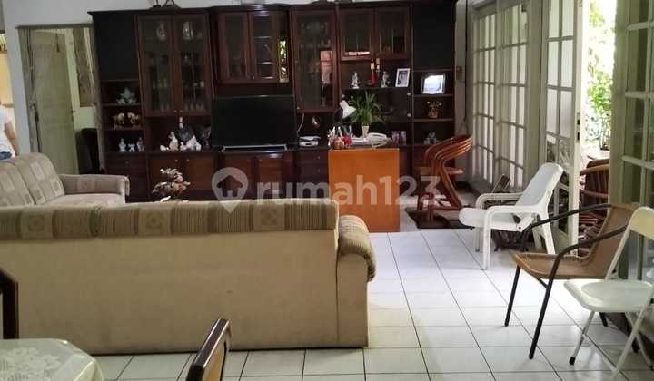 Rumah Tengah Kota Bisa Untuk Kantor ,rumah Tinggal Dll