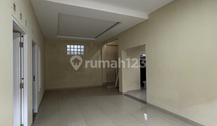 For Sale: Ready-to-Occupy House in H. Kurdi Alley – Strategically Located in the Center of Bandung City! 2