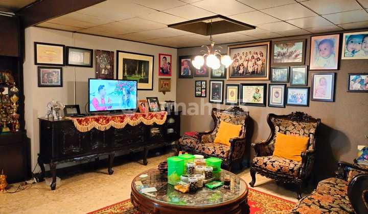 House Suitable for Clinic, Boarding House, Cafe 2