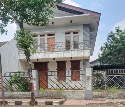 Rumah Mewah 2 Lantai Di Pusat Kota Jepara