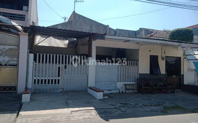 Rumah Bagus di Dukuh Kupang Timur, Surabaya 1