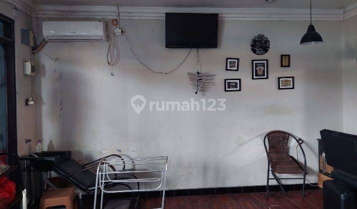 Disewakan Ruang Usaha ex Barbershop Nol jl Manukan Lor SBY Barat 2