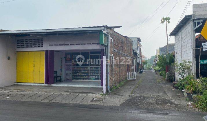 Rumah 2 Lantai Bagus SHM di Jln Bringin Indah, Surabaya 1