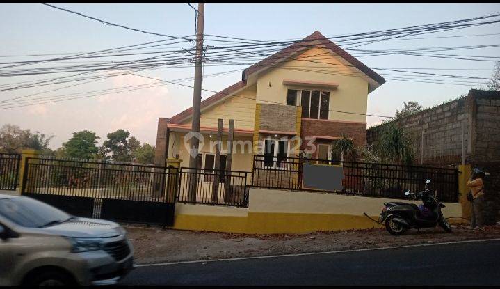 Rumah Bagus SHM di Jln Kembangsore, Pacet, Mojokerto 1