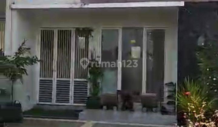 Rumah 2 Lantai Bagus HGB di Garden View, Mojokerto 1