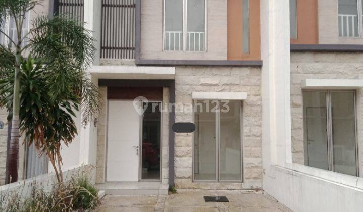 Rumah 2 Lantai Bagus SHM di Greenland Residence , Gresik 1