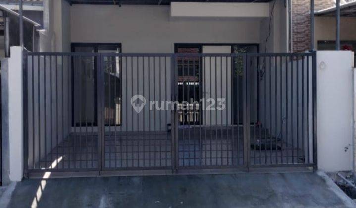 Rumah 2 Lantai Baru SHM di Jln Satelit Utara, Surabaya 1