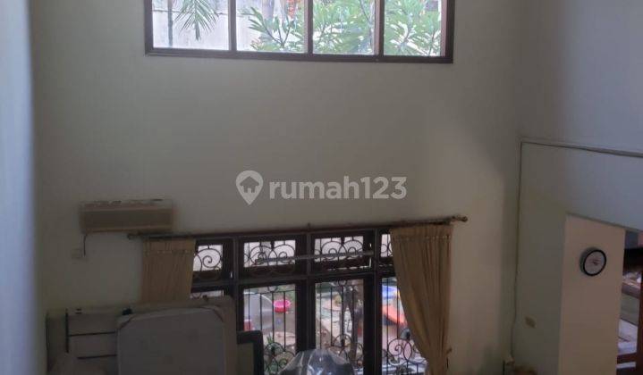 Rumah 2 Lantai Bagus SHM di Villa Bukit Mas, Monaco, Surabaya 2