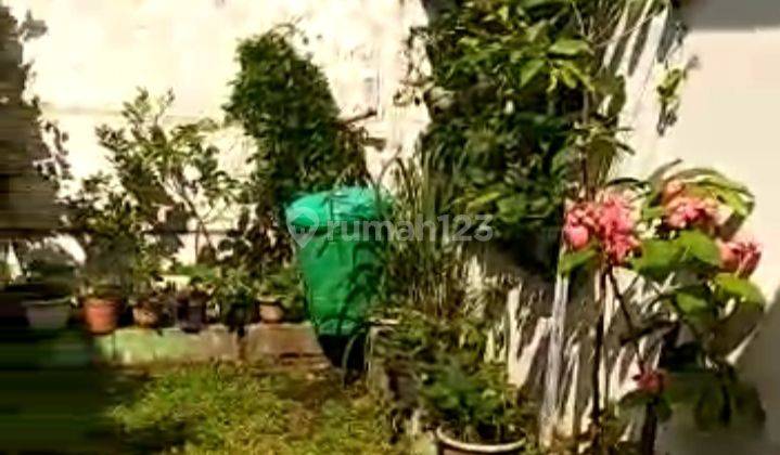 Rumah 2 Lantai Bagus HGB di Garden View, Mojokerto 2