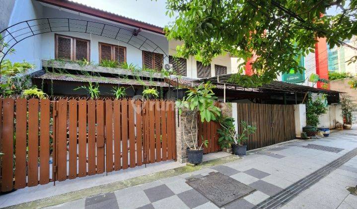 Rumah 2 Lantai Bagus SHM di Jln Mayjend Sungkono, Surabaya 1