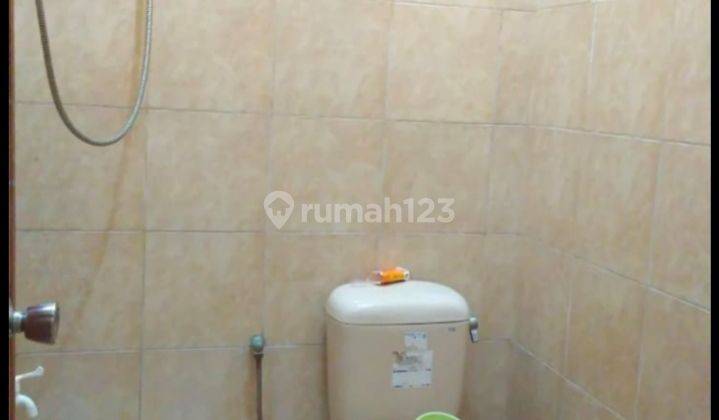 Rumah 2 Lantai Bagus HGB di Jambangan Tama, Surabaya 2