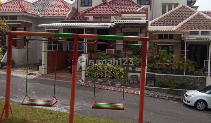 Di Jual Rumah Full Furnish di Green Hill Karangploso 2