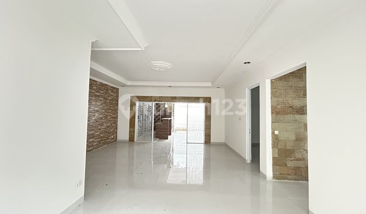 Quick Sale Nice House In Legenda Wisata 2