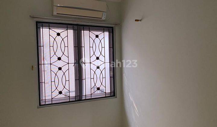 Disewakan Rumah Di Raffless Hills Cibubur 2