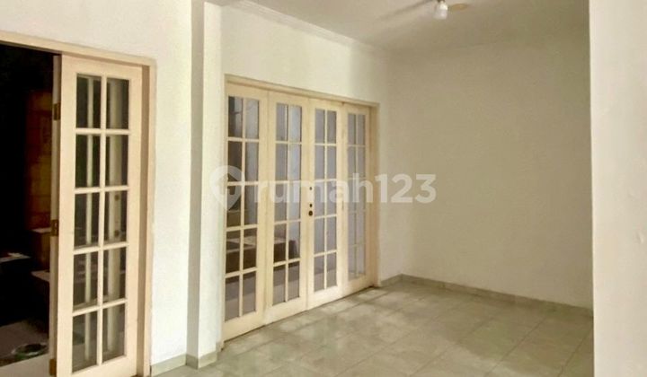 For Rent House in Kota Wisata 2