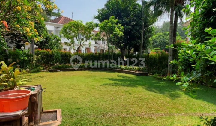 Spacious House in the Leading Cluster of Kota Wisata 2