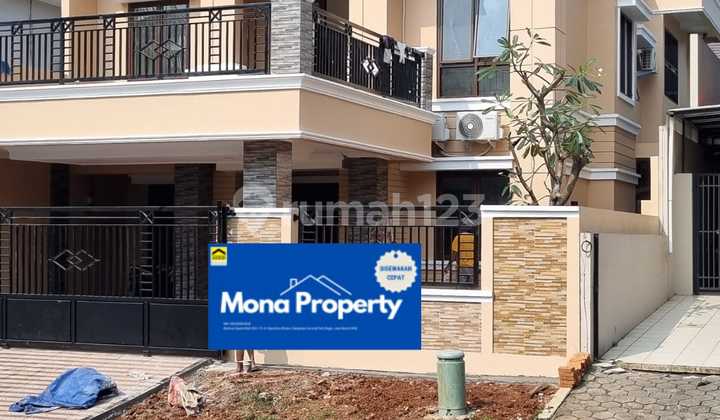 For Rent House In Boulevard Kota Wisata For Rent House In Boulevard Kota Wisata