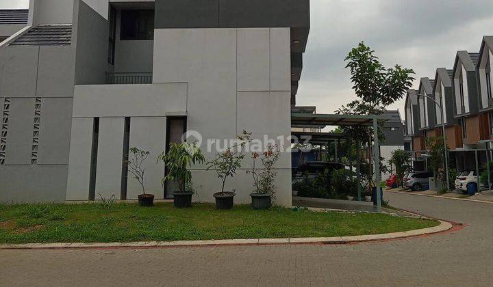 Dijual Rumah 3 Lantai Posisi Hoek Di Kota Wisata Cibubur  2