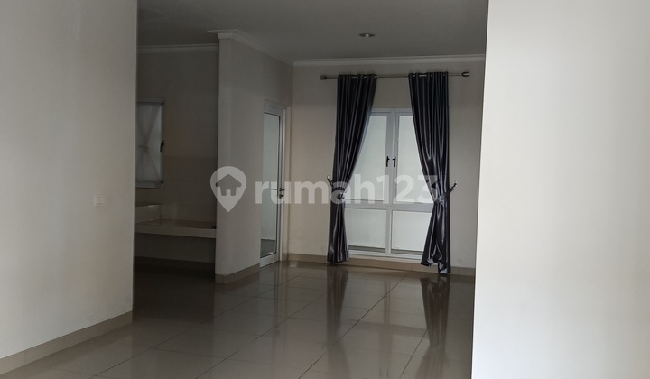 Disewakan Rumah Bagus Di Kota Wisata 2