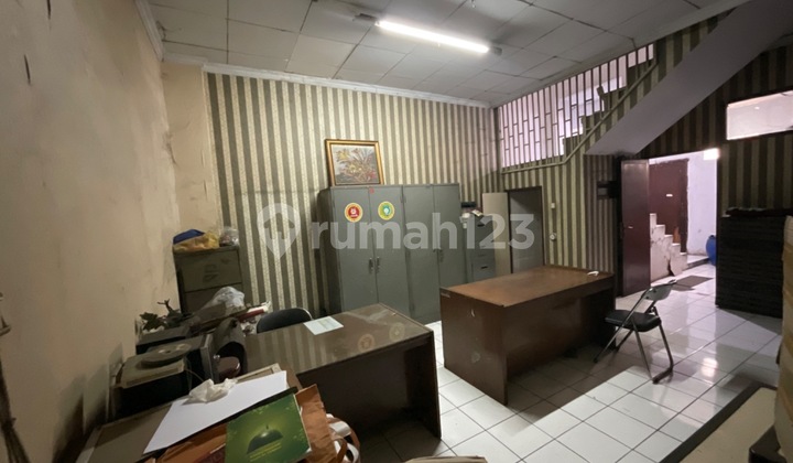 Strategic Shop House on Karapitan, Busy Route, Maximum Business Potential 2