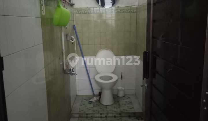 Rumah Hoek Leuwisari  2