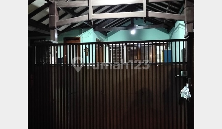 Rumah 1 Lantai Strategis di Daerah Antapani