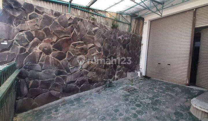 Rumah Strategis 2 Lantai Sayap Lengkong 2