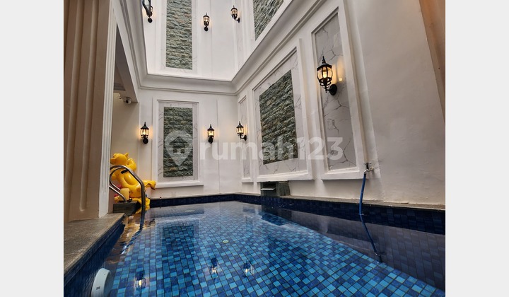 Rumah Mewah Harga Ramah Ada Kolam Renang Antapani Bandung