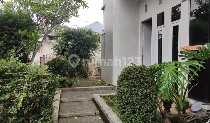 COMFORTABLE, QUIET, COOL HOUSE IN CIWARUGA, GEGERKALONG WING 2