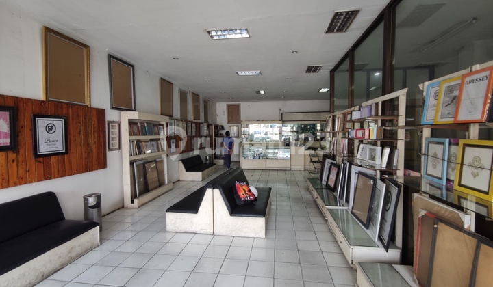 RUKO STRATEGIS MAINROAD KOPO SAYATI 4 LANTAI ADA ROOFTOP