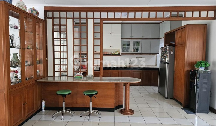 Rumah Nyaman di Kawasan Tenang Ligar Agung, Bandung Utara. Rumah Nyaman di Kawasan Tenang Ligar Agung, Bandung Utara.