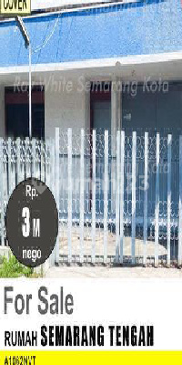 Hoek Corner House North Seteran Central Semarang Near Simpang 5 1