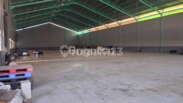 Factory & Spacious Warehouse in Sukorejo Pasuruan