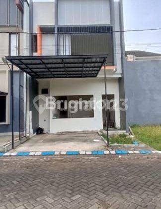 Rumah 2 kamar tidur, 2 lantai di Saptorenggo kota Malang 1