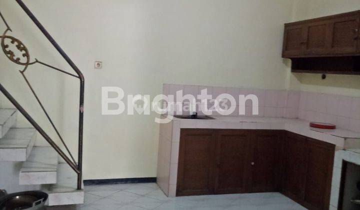 Rumah Klasik Sawojajar 2 Lantai Banyak Kamar 2