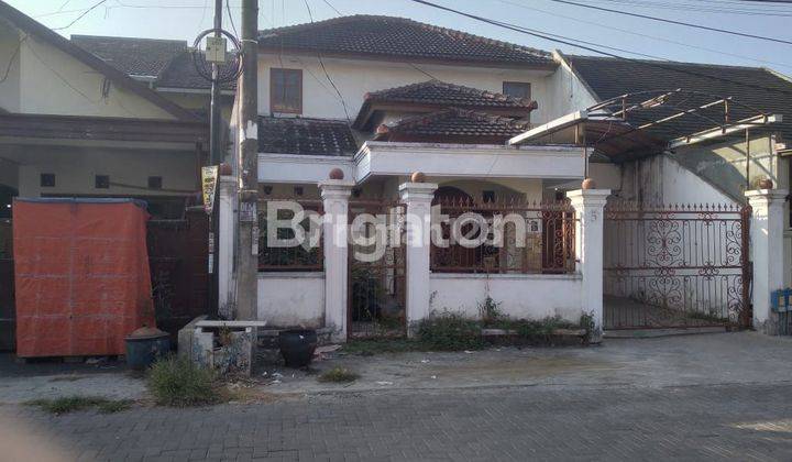 Rumah Klasik Sawojajar 2 Lantai Banyak Kamar 1