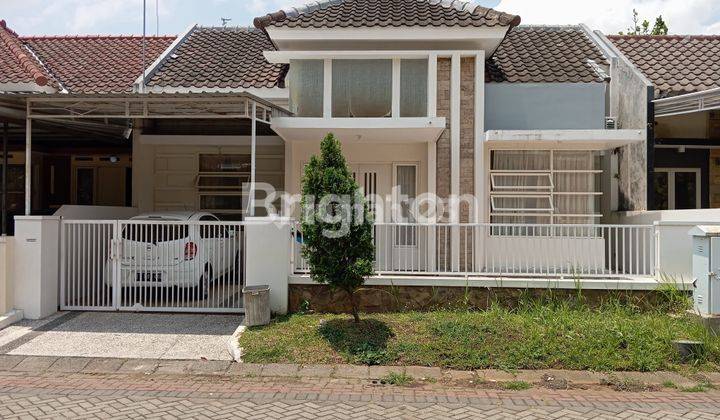 Rumah Vpt Semi Furnished  Terawat Bersih 1