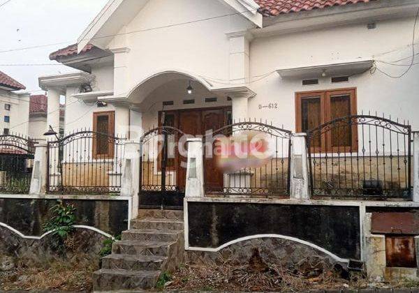 Rumah 2 Lantai Siap Huni Riverside Malang 1