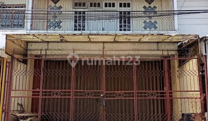 Ruko Ukuran Jumbo 2 Lantai Di Tengah Kota Ruko Ukuran Jumbo 2 Lantai Di Tengah Kota