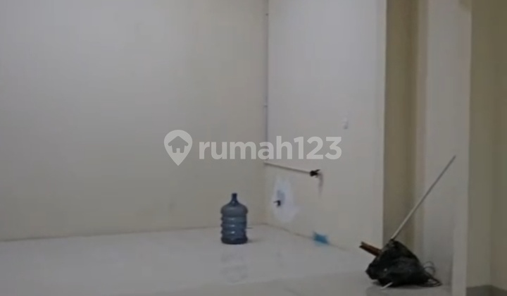 Dijual Rumah Minimalis 2lantai Semi Furnished Di Golf Lake 2